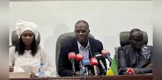 FDR Alerte sur Crise au Sommet de L’État FDR Alerte sur Crise au Sommet de L'État