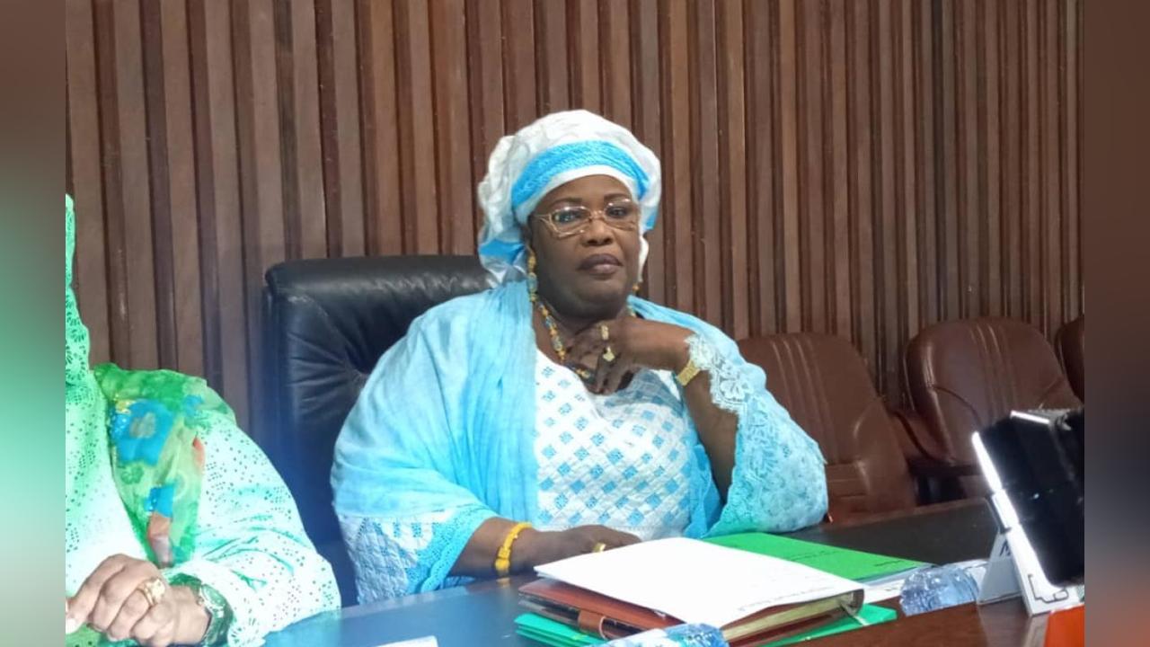 Dialogue Politique: le PS Renforce les ÉChanges Dialogue Politique: le PS Renforce les ÉChanges