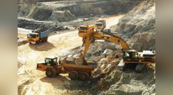 Secteur Extractif: 90% des Revenus pour L’État Secteur Extractif: 90% des Revenus pour L'État