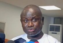 Seydi Gassama Critique les Dépenses pour Référendum Seydi Gassama Critique les Dépenses pour Référendum