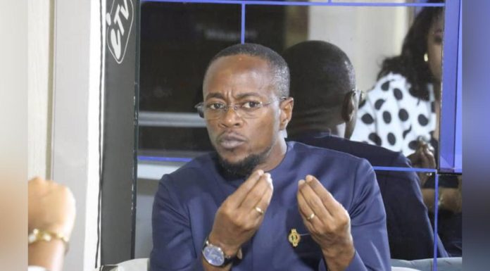 Tension Universitaire Abdou Mbow Dénonce Affamer Étudiants Tension Universitaire Abdou Mbow Dénonce Affamer Étudiants