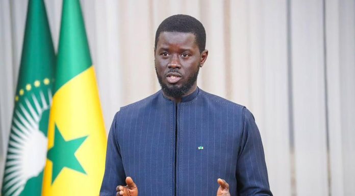Le Président du Sénégal Limoge Son Porte-Parole Le Président du Sénégal Limoge Son Porte-Parole