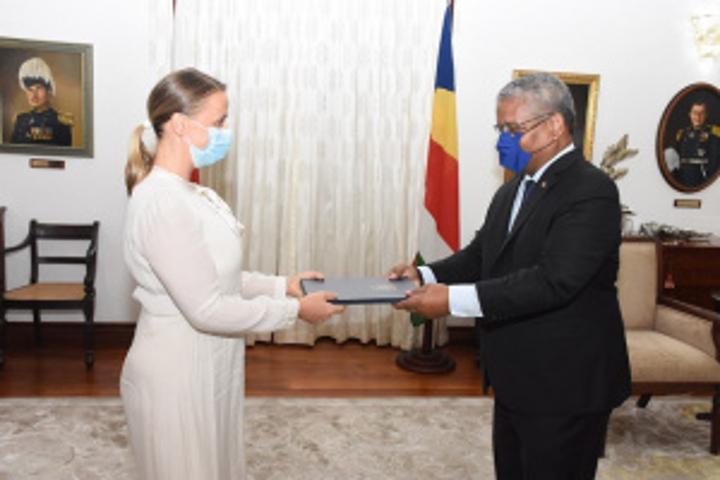 New Slovak ambassador to Seychelles discusses health, education and climate crisis with President New Slovak ambassador to Seychelles discusses health, education and climate crisis with President