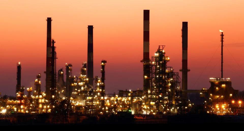 Shortage of oil refineries haunts Africa as fuel prices rocket Shortage of oil refineries haunts Africa as fuel prices rocket