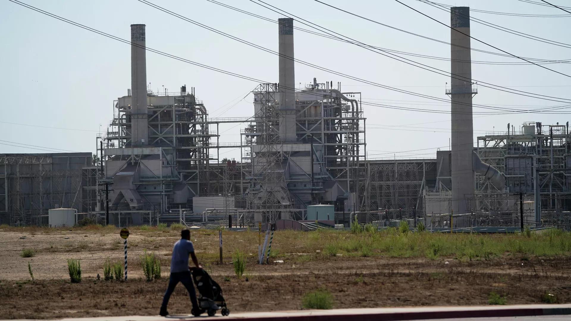 African Countries Reportedly Set to Defend Right to Use Fossil Fuel for Economic Growth at COP27 African Countries Reportedly Set to Defend Right to Use Fossil Fuel for Economic Growth at COP27