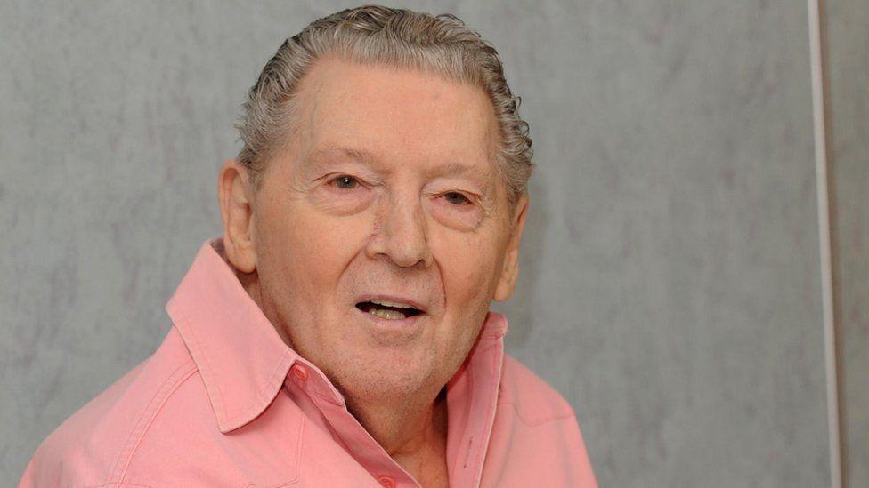 Notorious singer Jerry Lee Lewis dies aged 87 Notorious singer Jerry Lee Lewis dies aged 87