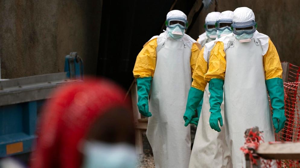 Nigeria at 'high risk' of Ebola spread from Uganda Nigeria at 'high risk' of Ebola spread from Uganda