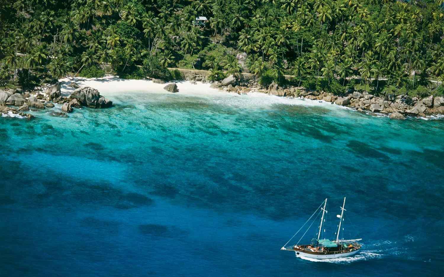 Travellers to Seychelles no longer need vaccination certificate or negative PCR test as of December 1 Travellers to Seychelles no longer need vaccination certificate or negative PCR test as of December 1