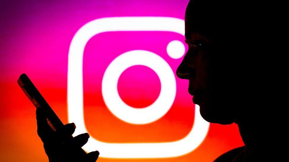 Instagram bug tells some users accounts are suspended Instagram bug tells some users accounts are suspended