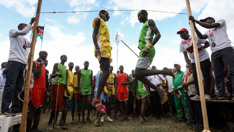 Kenya Maasai Olympics: Hundreds gather for lion hunt alternative Kenya Maasai Olympics: Hundreds gather for lion hunt alternative