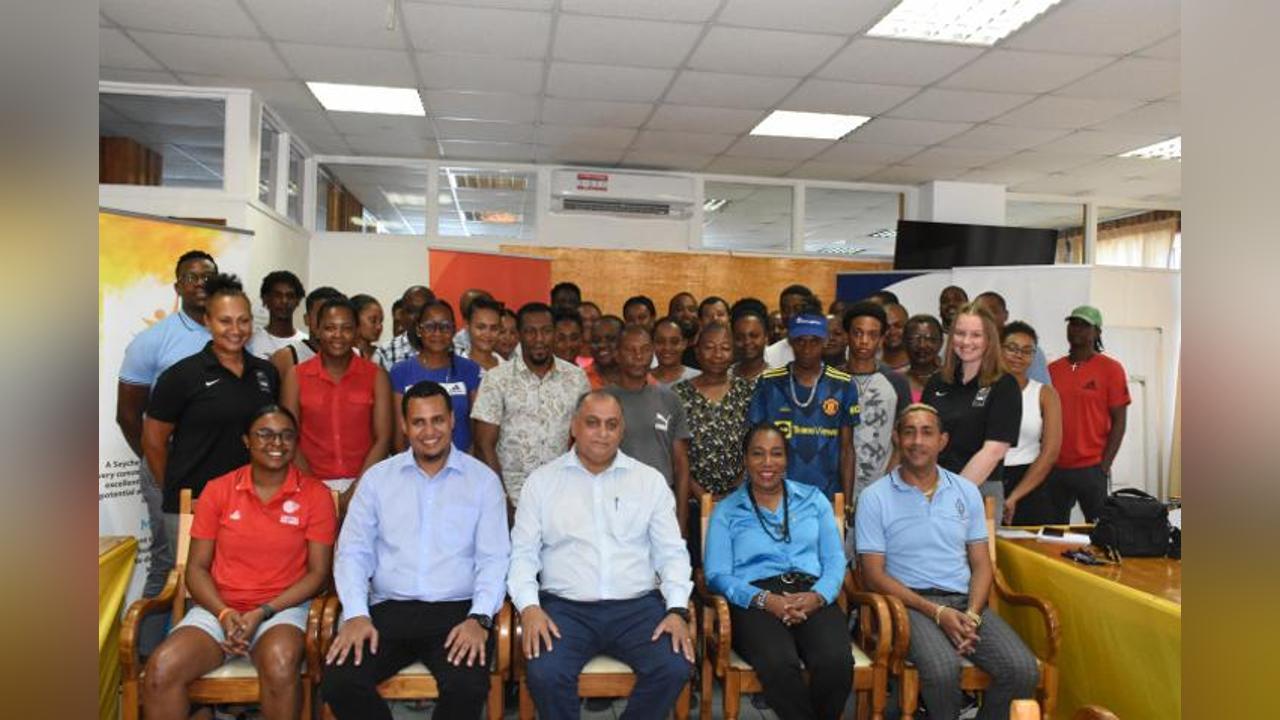 Linking basketball with good health habits Linking basketball with good health habits