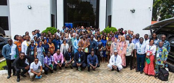 African Governments Urged to Embrace Plant Biotechnology African Governments Urged to Embrace Plant Biotechnology