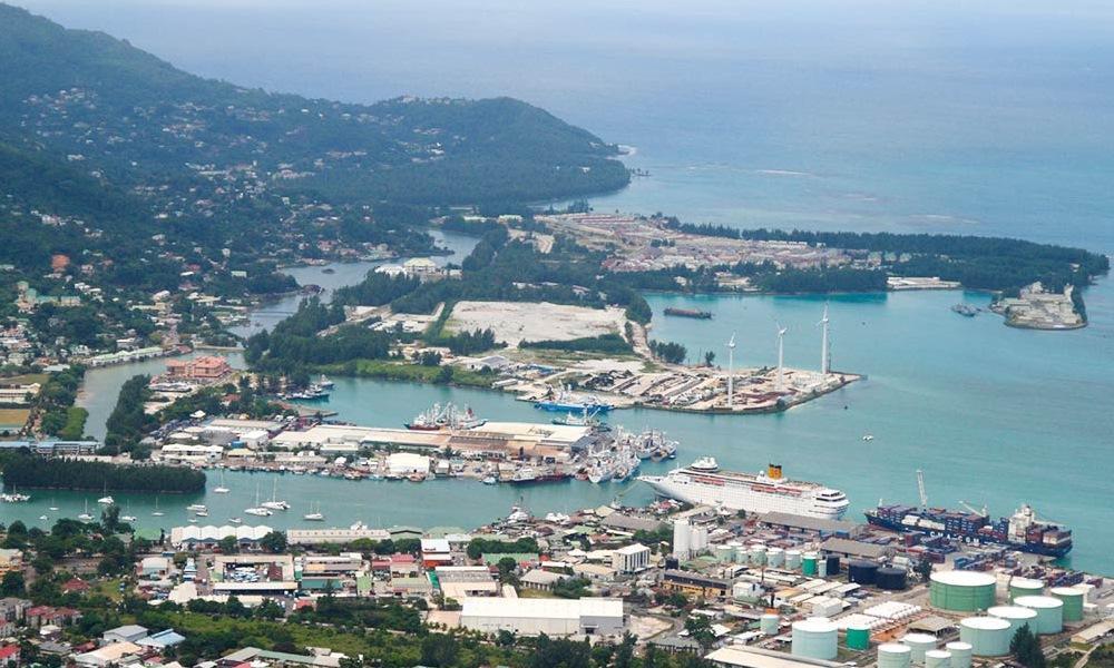 Seychelles' 2 main islands reach carrying capacity - change of use permits on hold Seychelles' 2 main islands reach carrying capacity - change of use permits on hold