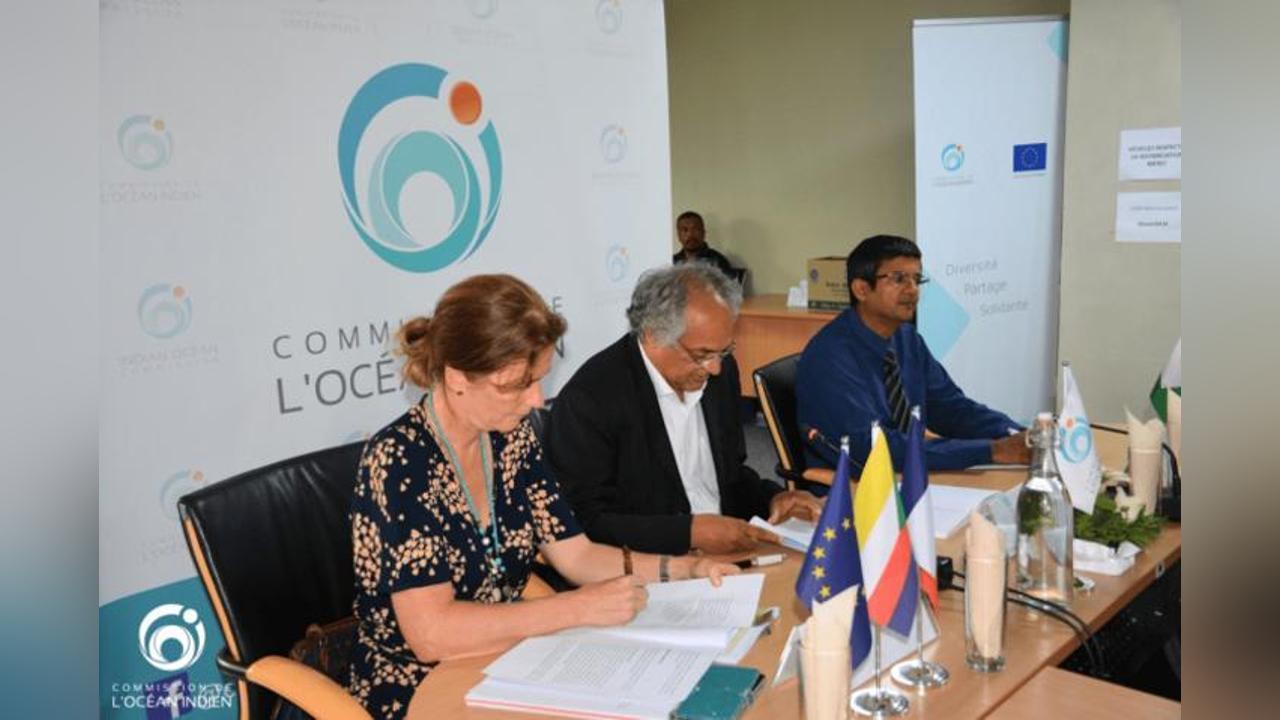 Entrepreneurship in the Indian Ocean Entrepreneurship in the Indian Ocean