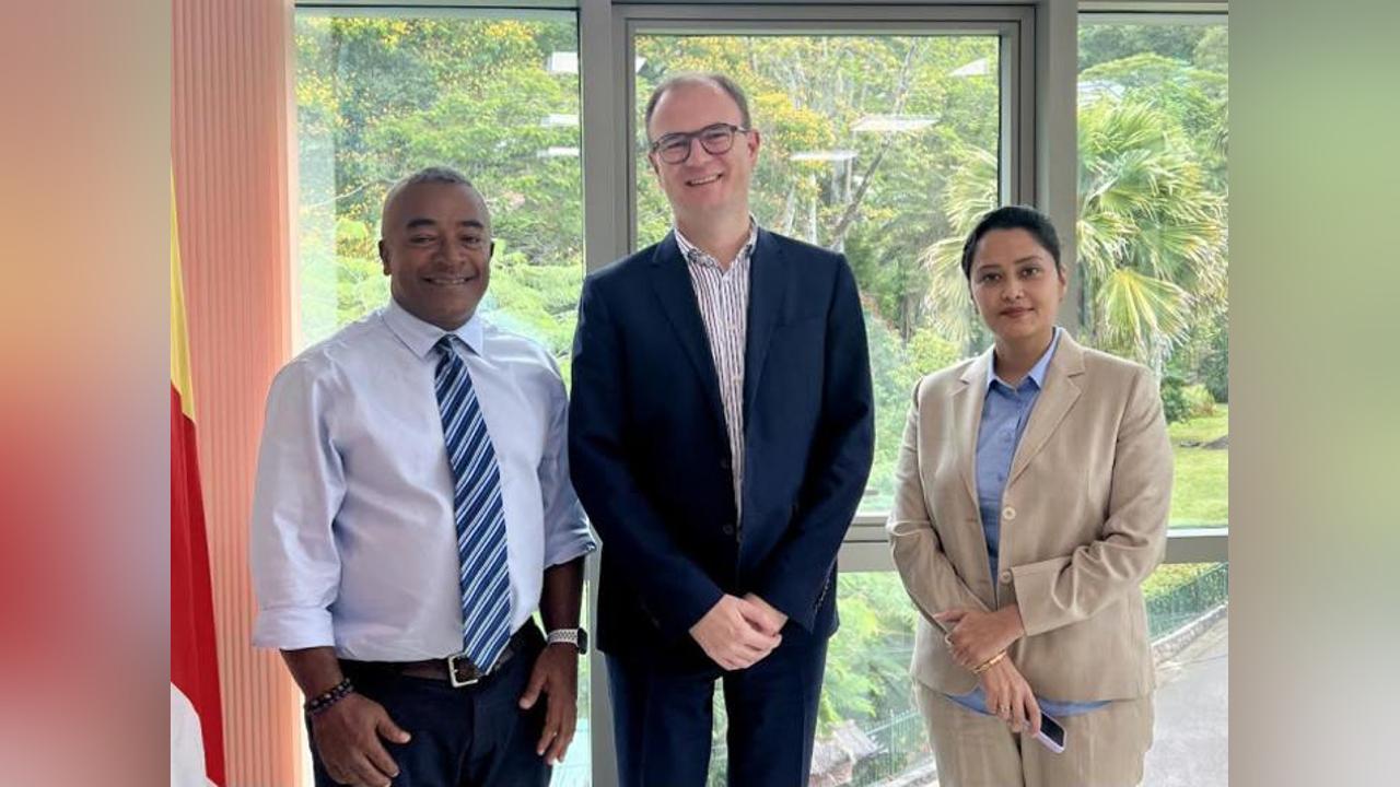 Airbus’ high official for India and South Asia undertakes visit to Seychelles Airbus’ high official for India and South Asia undertakes visit to Seychelles