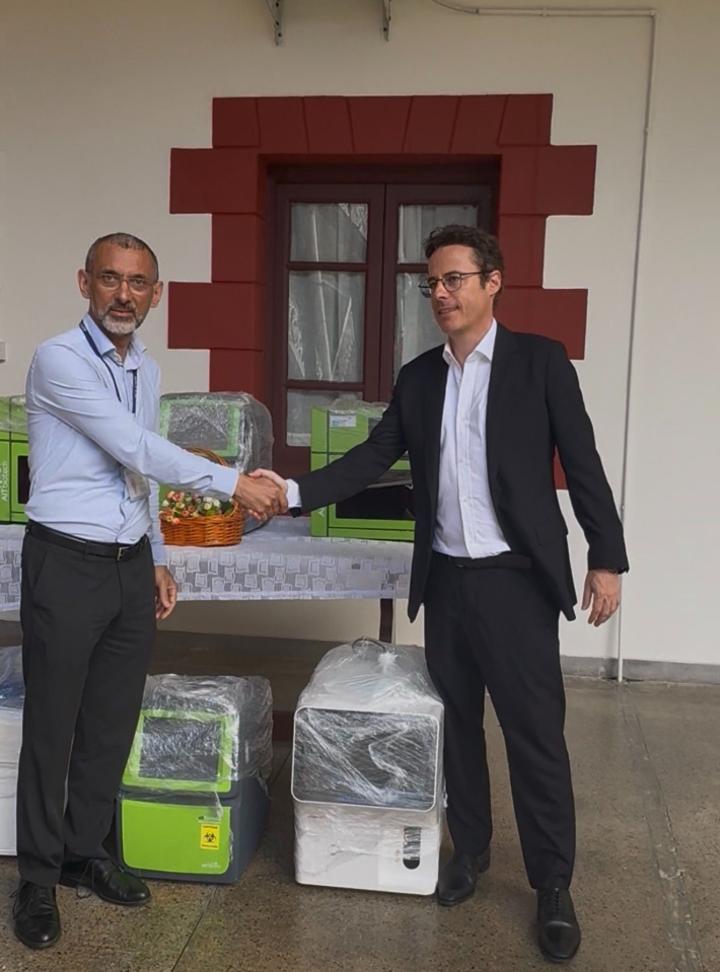 Ministry of Health Receives Advanced Lab Equipment Ministry of Health Receives Advanced Lab Equipment