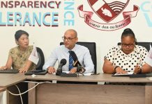 UniSey and Independent School sign two agreements UniSey and Independent School sign two agreements