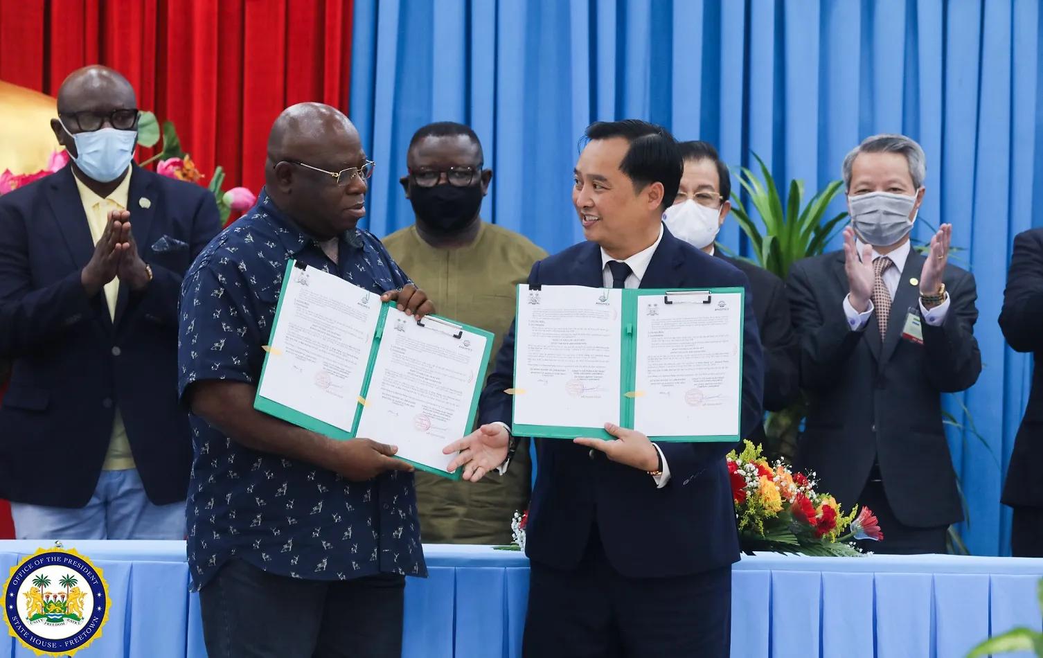 Sierra Leone’s President Julius Maada Bio and Delegation Sign Agreement With Vietnam Academy of Agriculture Sciences Sierra Leone’s President Julius Maada Bio and Delegation Sign Agreement With Vietnam Academy of Agriculture Sciences