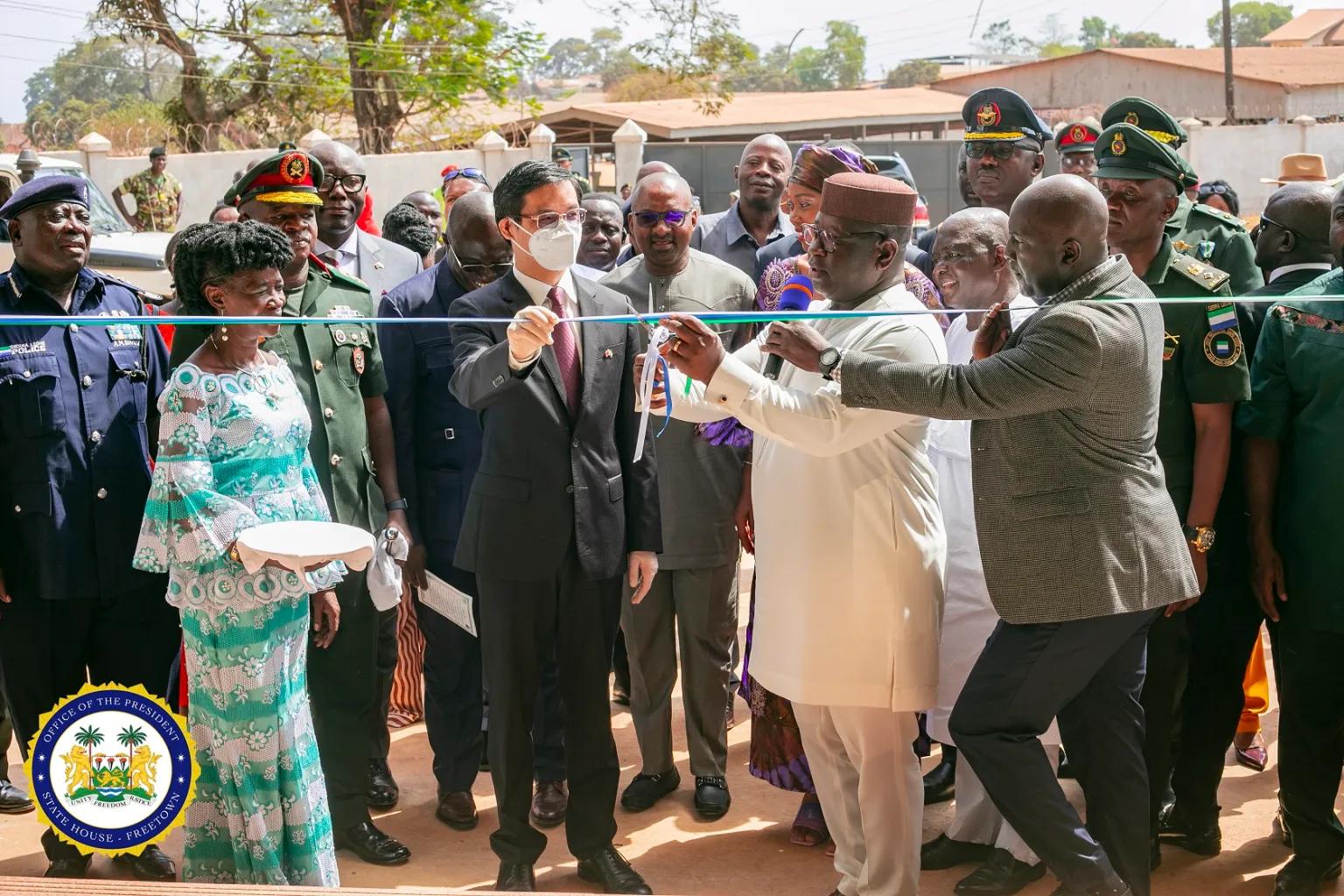 Sierra Leone’s President Julius Maada Bio Commissions Ultramodern Myohaung Officers’ Mess, Turns Sod for the Construction of Warrant Officers and Sergeants’ Mess Sierra Leone’s President Julius Maada Bio Commissions Ultramodern Myohaung Officers’ Mess, Turns Sod for the Construction of Warrant Officers and Sergeants’ Mess