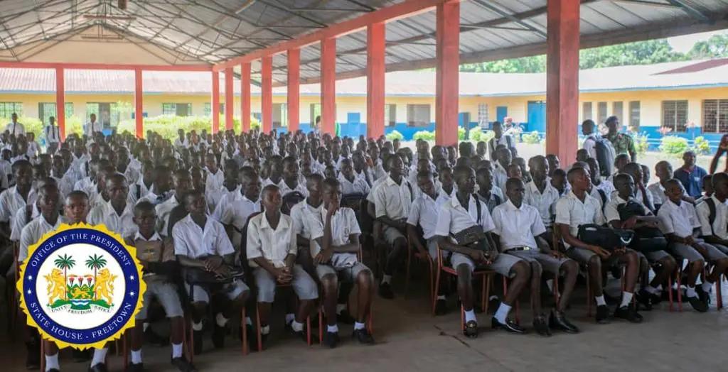 Sierra Leone’s President Julius Maada Bio visits Murialdo Catholic Secondary School, Gives a 5-year University Scholarship to the Country’s Best 2021 WASSCE Candidate