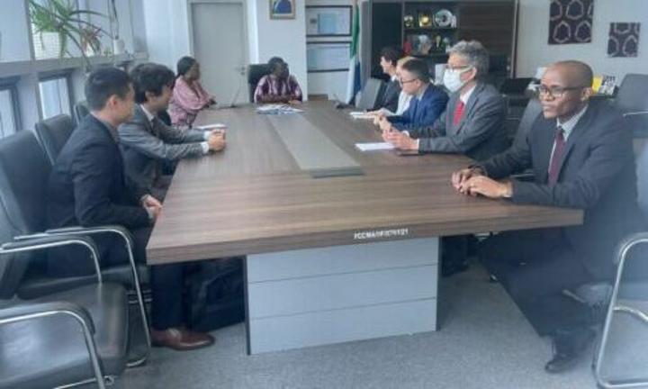 IMF delegation and Joint UN/ECOWAS Mission Team visit Freetown Mayor Aki-Sawyerr IMF delegation and Joint UN/ECOWAS Mission Team visit Freetown Mayor Aki-Sawyerr