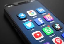 Small group without names enabled to chat on WhatsApp Small group without names enabled to chat on WhatsApp