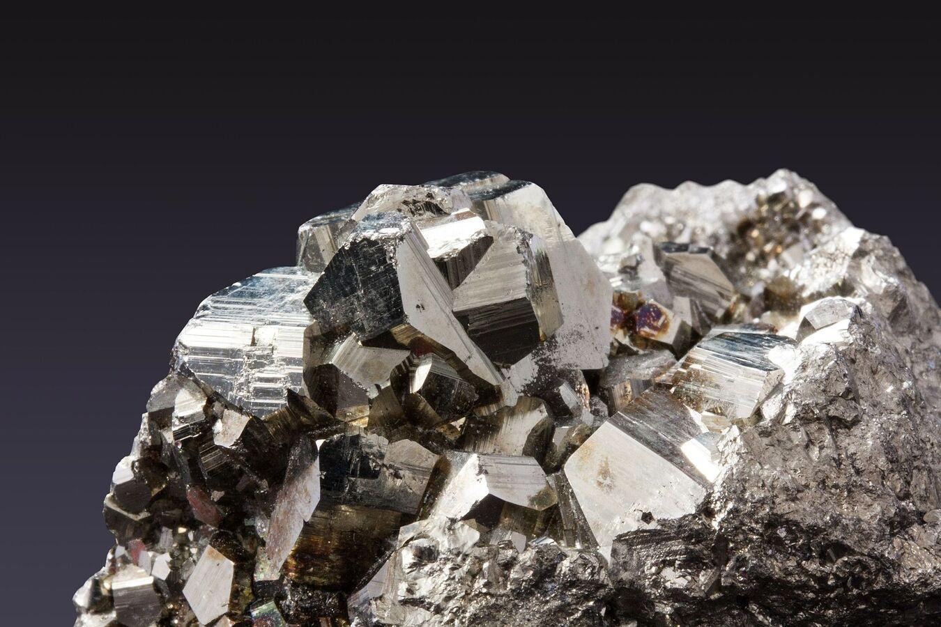 'Fool’s Gold' Pyrite Contains Actual Precious Metal, Study Finds ...