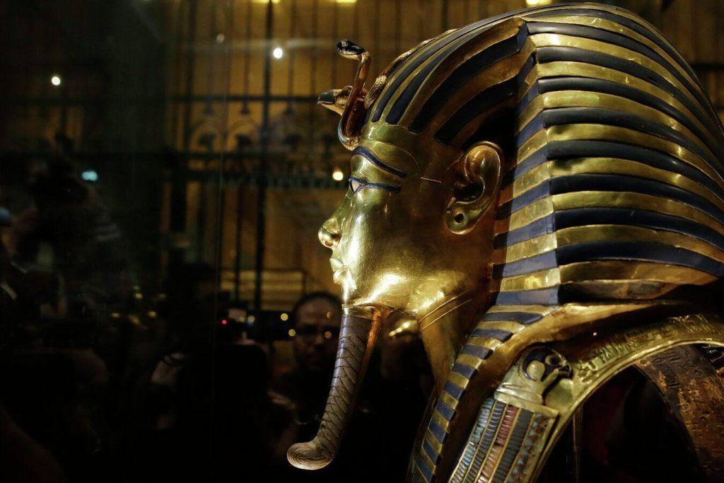 Scientists Solve Mystery of Yellow Glass in Tutankhamun's Tomb Scientists Solve Mystery of Yellow Glass in Tutankhamun's Tomb