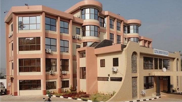 Faulty Solar Systems and Mismanaged Assets at ECSL Faulty Solar Systems and Mismanaged Assets at ECSL