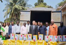Chinese Embassy Donates Food to Muslim Communities Chinese Embassy Donates Food to Muslim Communities