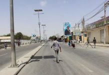 قتال عنيف بين الشرطة و الجيش في مقديشو قتال عنيف بين الشرطة و الجيش في مقديشو