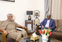 الرئيس الصومالي الأسبق يبحث مع رئيس مجلس الشيوخ تسريع انتخابات مجلس الشعب الرئيس الصومالي الأسبق يبحث مع رئيس مجلس الشيوخ تسريع انتخابات مجلس الشعب