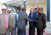 رئيس وزراء الصومال يتعهد بإجراء انتخابات نزيهة وبيدوا تحسم نتائج حصتها البرلمانية رئيس وزراء الصومال يتعهد بإجراء انتخابات نزيهة وبيدوا تحسم نتائج حصتها البرلمانية