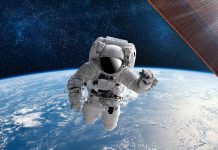 ناسا توافق على خروج روادها من المحطة الفضائية إلى الفضاء المفتوح ناسا توافق على خروج روادها من المحطة الفضائية إلى الفضاء المفتوح