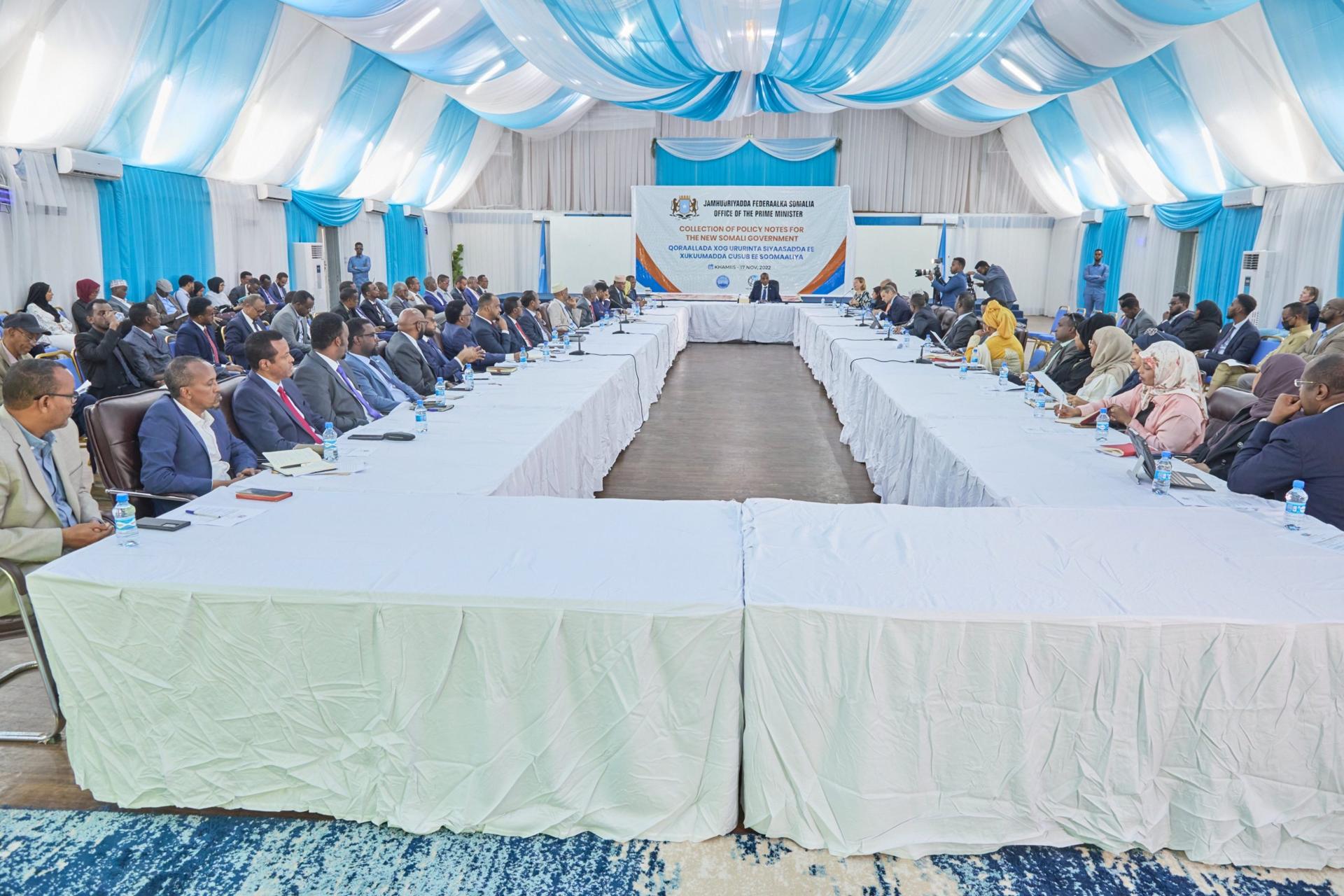 رئيس الوزراء: نبذل جهودا لتحقيق السلام والديمقراطية والتنمية رئيس الوزراء: نبذل جهودا لتحقيق السلام والديمقراطية والتنمية