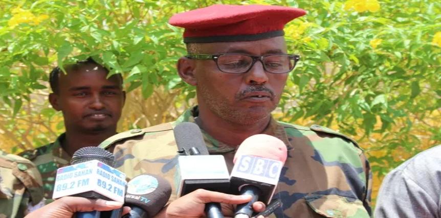 قائد عسكري يعترض على عملية تسجيل الناخبين الجارية في ولاية بونتلاند قائد عسكري يعترض على عملية تسجيل الناخبين الجارية في ولاية بونتلاند