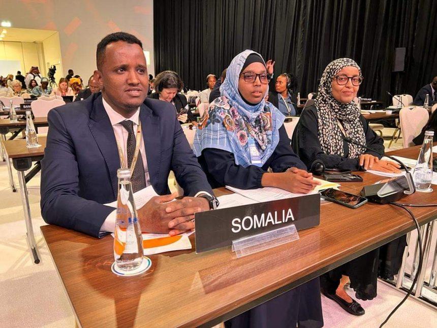 نواب بمجلسي الشعب والشيوخ يصلون إلى المنامة للمشاركة في اجتماعات الاتحاد البرلماني الدولي نواب بمجلسي الشعب والشيوخ يصلون إلى المنامة للمشاركة في اجتماعات الاتحاد البرلماني الدولي