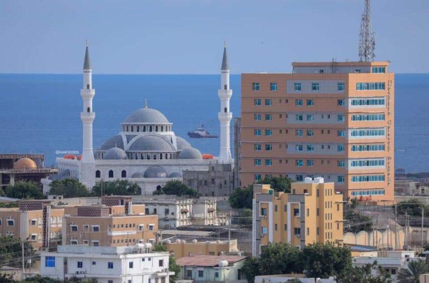 الأوضاع الأمنية في “مقديشو”.. ماذا تغيّر بعد عام من إعادة انتخاب السيد حسن شيخ محمود رئيسا للبلاد؟ الأوضاع الأمنية في “مقديشو”.. ماذا تغيّر بعد عام من إعادة انتخاب السيد حسن شيخ محمود رئيسا للبلاد؟