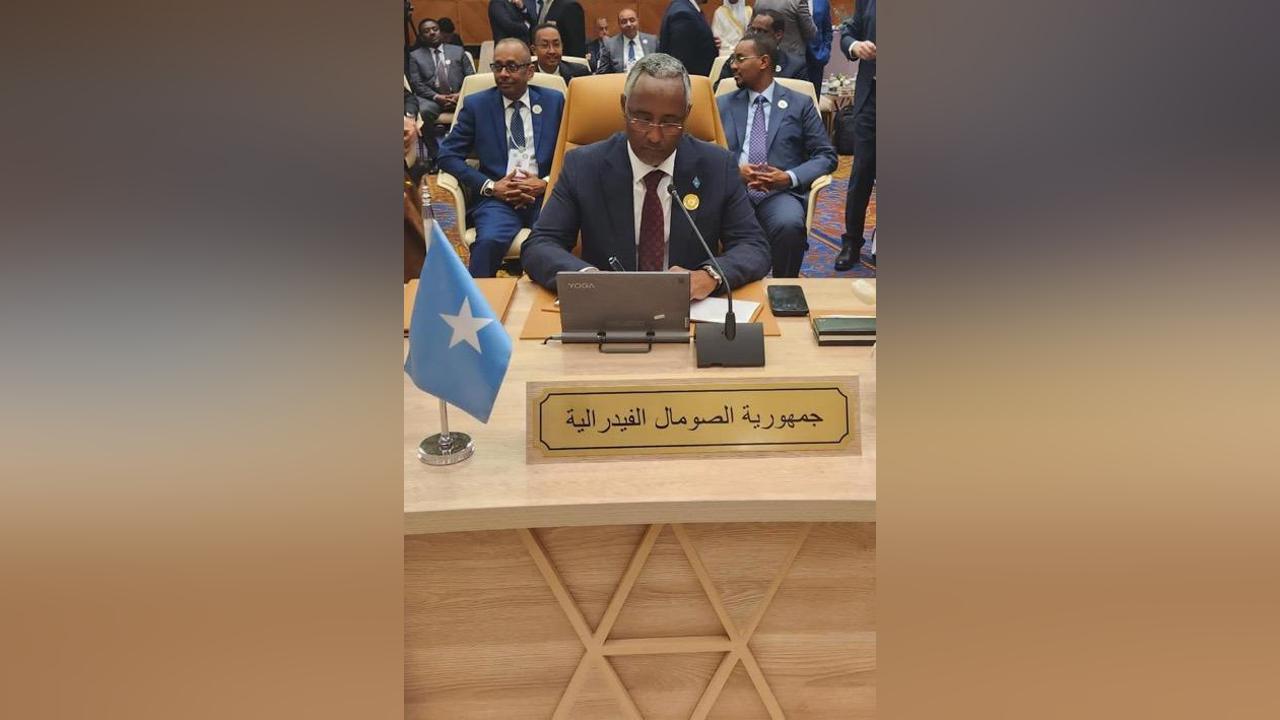 وزير الخارجية والتعاون الدولي يشارك في الاجتماع التحضيري للقمة العربية بجدة وزير الخارجية والتعاون الدولي يشارك في الاجتماع التحضيري للقمة العربية بجدة