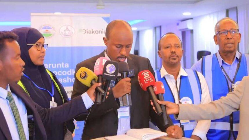 إغلاق مراكز الاقتراع في انتخابات المجالس المحلية في ولاية بونت لاند إغلاق مراكز الاقتراع في انتخابات المجالس المحلية في ولاية بونت لاند