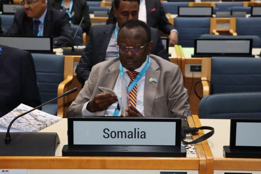 مسؤولون من الحكومة يشاركون في اختتام أعمال الدورة الثانية لمجلس الأمم المتحدة للمستوطنات البشرية مسؤولون من الحكومة يشاركون في اختتام أعمال الدورة الثانية لمجلس الأمم المتحدة للمستوطنات البشرية