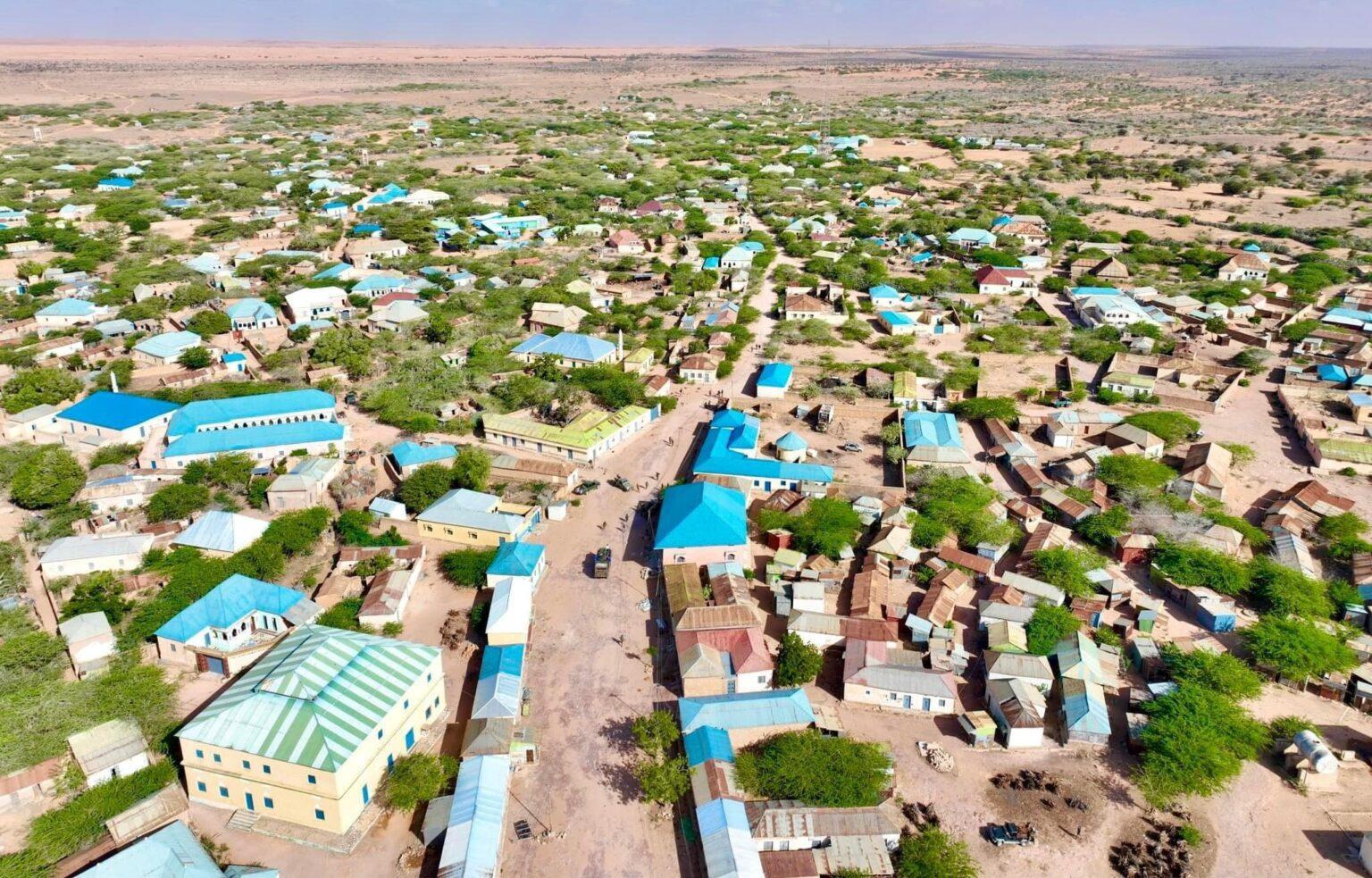 النازحون من مدينة حررطيري يبدأون العودة إلى ديارهم النازحون من مدينة حررطيري يبدأون العودة إلى ديارهم