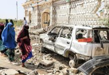 بينهم 6 أطفال.. مقتل 8 أشخاص جراء انفجار عبوة ناسفة وسط الصومال بينهم 6 أطفال.. مقتل 8 أشخاص جراء انفجار عبوة ناسفة وسط الصومال