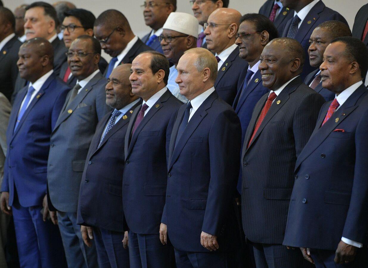 باحث في العلاقات الدولية: القمة الروسية - الأفريقية مرحلة جديدة لتحرر القارة من ضغوط الغرب باحث في العلاقات الدولية: القمة الروسية - الأفريقية مرحلة جديدة لتحرر القارة من ضغوط الغرب