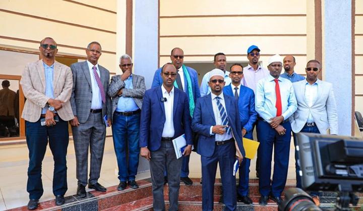 بونتلاند تتهم الحكومة الصومالية بحرمانها من حصتها من المساعدات الدولية بونتلاند تتهم الحكومة الصومالية بحرمانها من حصتها من المساعدات الدولية