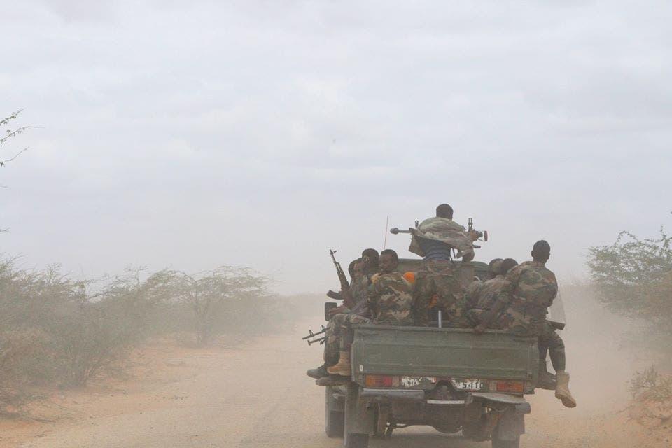 اشتباكات بين القوات الصومالية ومقاتلي حركة الشباب قرب مقديشو اشتباكات بين القوات الصومالية ومقاتلي حركة الشباب قرب مقديشو