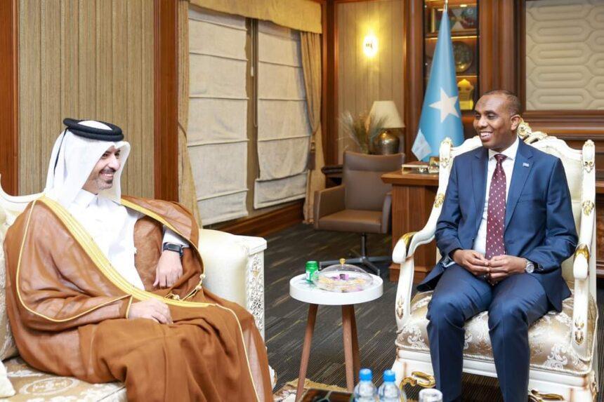 رئيس الوزراء يستقبل السفير القطري لدى الصومال رئيس الوزراء يستقبل السفير القطري لدى الصومال