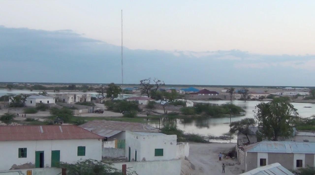 مع اقتراب القوات المتحالفة إليها: حركة الشباب تأمر السكان بالمغادرة من عيل بور مع اقتراب القوات المتحالفة إليها: حركة الشباب تأمر السكان بالمغادرة من عيل بور