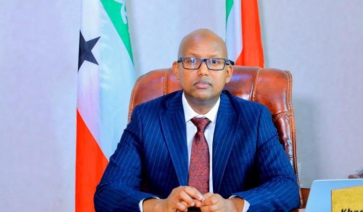 حزب وطني المعارض في أرض الصومال يدعو إلى عودة المسار السلمي إلى إقليم سول حزب وطني المعارض في أرض الصومال يدعو إلى عودة المسار السلمي إلى إقليم سول