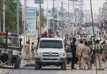 “مخاوف” من سقوط ضحايا إثر انفجار سيارة مفخخة وسط الصومال "مخاوف" من سقوط ضحايا إثر انفجار سيارة مفخخة وسط الصومال